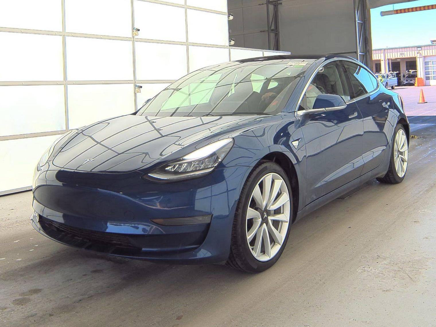 TESLA MODEL 3 2019 5YJ3E1EA3KF440773 image